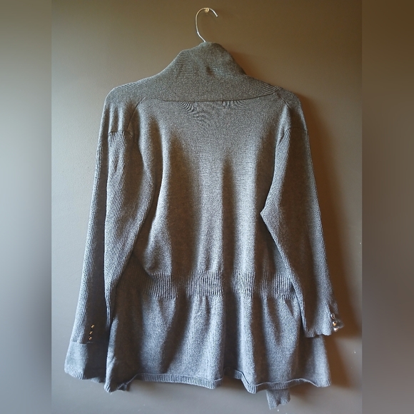 89TH AND MADISON WOMEN'S XL LONG SLEEVE GRAY TOP - Picture 3 of 3
